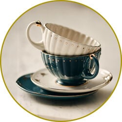 MUGS & GLASSWARE
