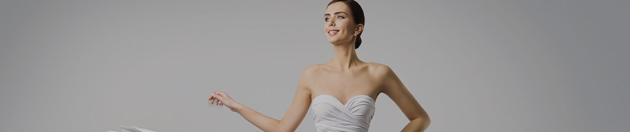 Women's white dresses