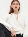 Reserved - Ladies’ Sweater - Ivory Reserved - Ladies’ Sweater - Ivory