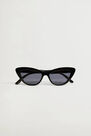 Mango - Black Cat-Eye Sunglasses Mango - Black Cat-Eye Sunglasses