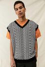 Urban Outfitters - ASSORT iets frans... Black & White Monogram Knitted Vest Urban Outfitters - ASSORT iets frans... Black & White Monogram Knitted Vest