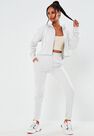 Missguided - White Cropped Hoodie And Joggers Co Ord Set Missguided - White Cropped Hoodie And Joggers Co Ord Set