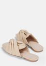 Missguided - Cream Cream Knot Slip On Shoes Missguided - Cream Cream Knot Slip On Shoes