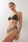 Urban Outfitters - CARBON Out From Under Nina Laser-Cut Lace-Back Thong Urban Outfitters - CARBON Out From Under Nina Laser-Cut Lace-Back Thong