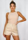 Missguided - Cream Ivory Seam Detail Faux Leather Shorts Missguided - Cream Ivory Seam Detail Faux Leather Shorts