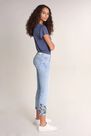 Salsa Jeans - Blue Push Up Wonder cropped jeans with embroidered hem Salsa Jeans - Blue Push Up Wonder cropped jeans with embroidered hem