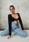 Missguided - Black Sculpted Rib Tie Front Crop Top Missguided - Black Sculpted Rib Tie Front Crop Top