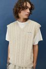 Urban Outfitters - Creme iets frans... Cable Knit Vest, Men Urban Outfitters - Creme iets frans... Cable Knit Vest, Men
