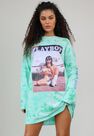 Missguided - Mint Playboy X Missguided Tie Dye Text Graphic Long Sleeve T Shirt Dress Missguided - Mint Playboy X Missguided Tie Dye Text Graphic Long Sleeve T Shirt Dress