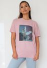 Missguided - Rose Washed Graphic Wings T Shirt Missguided - Rose Washed Graphic Wings T Shirt