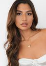 Missguided - Gold Gold Look Ditsy Butterfly Pendant Necklace Missguided - Gold Gold Look Ditsy Butterfly Pendant Necklace