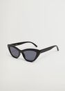 Mango - Black Cat-Eye Sunglasses Mango - Black Cat-Eye Sunglasses